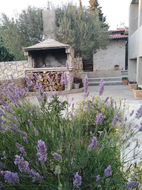 Apartmani Morovi Dvori Drage Exterior foto